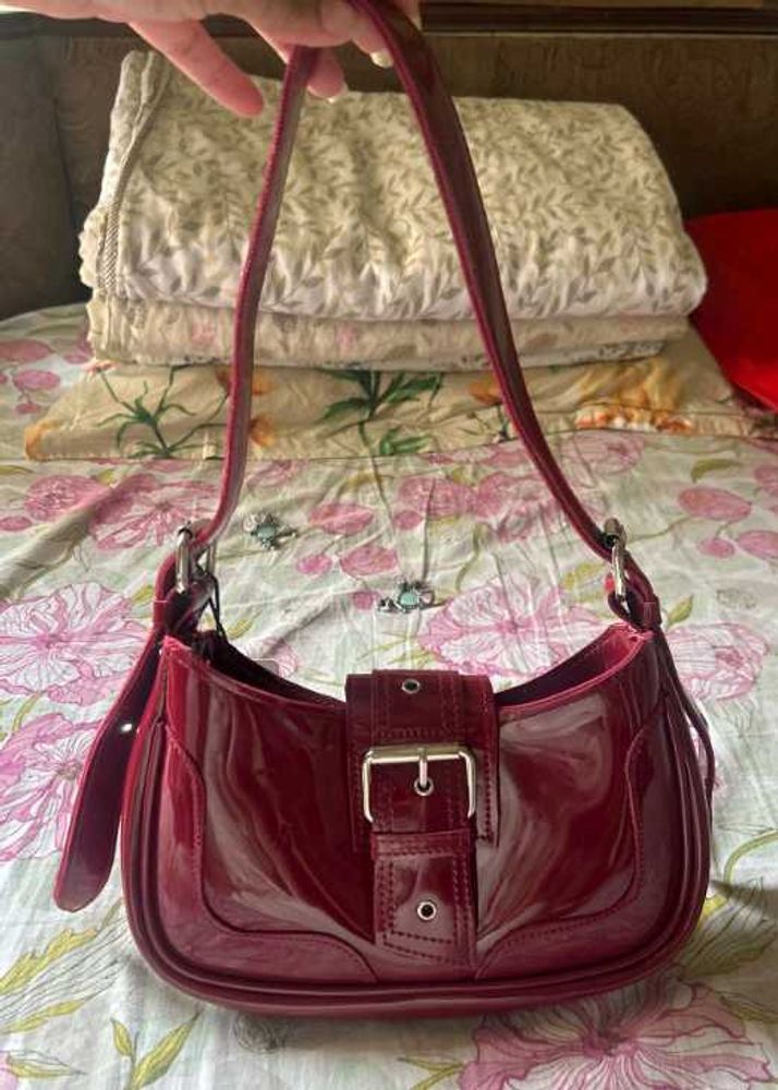 Chic Patent Red Shoulder Bag