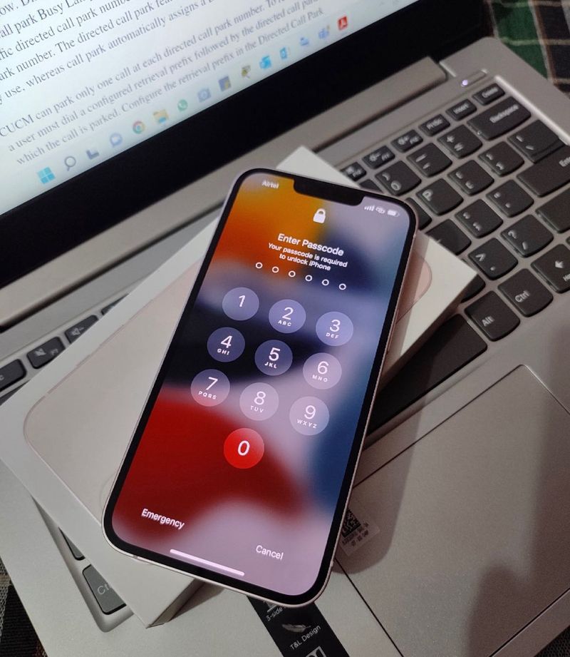 Apple iPhone - Like New Condition