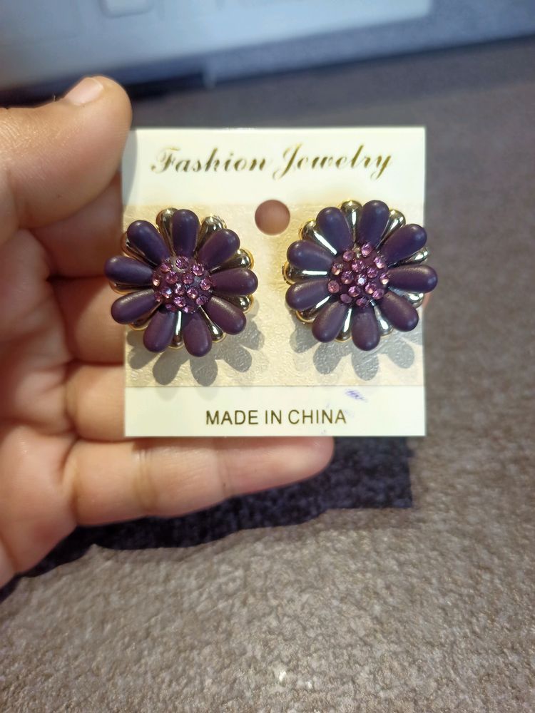 Trendy Flower Stone Violet Studs