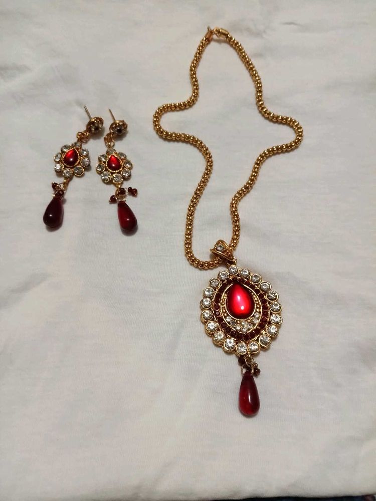 Red Stone Necklace &amp; Earring Set♥️💕