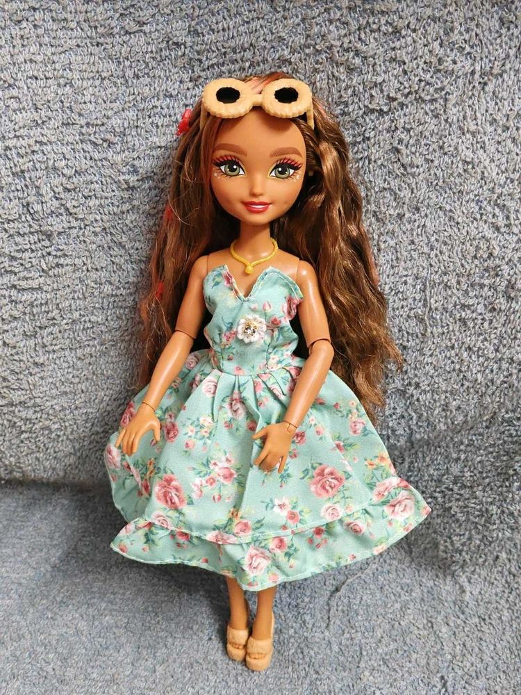 Barbie Dream besties Doll