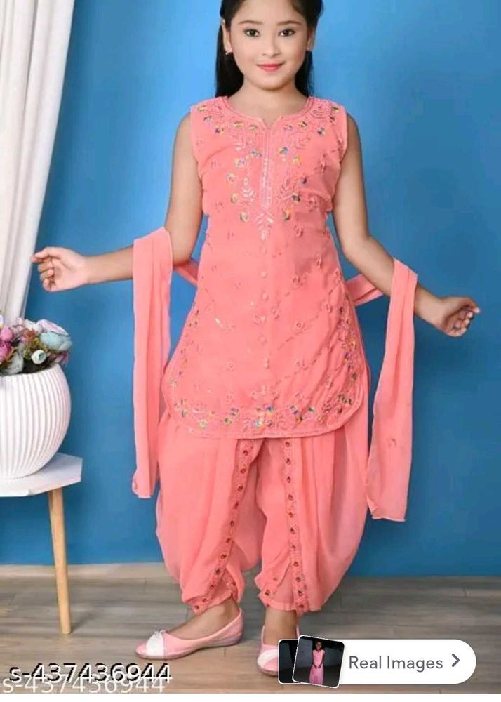 beautiful pink suit with dupatta .padosi girl geor