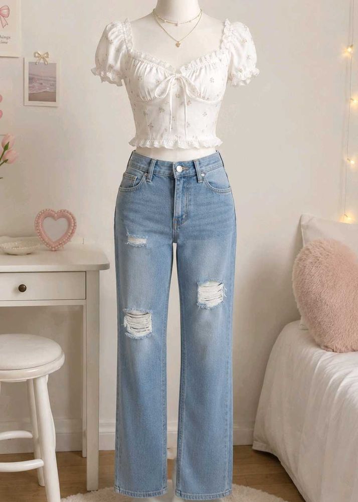 Distressed Light Wash Wide Leg Jeans