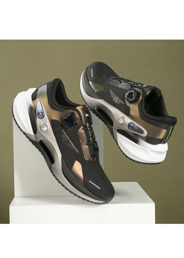 Stylish Men's Black &amp; Gold Running Shoes