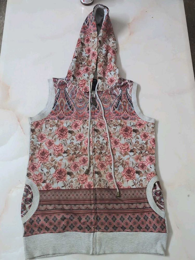 Sleeveless Floral Hoodie