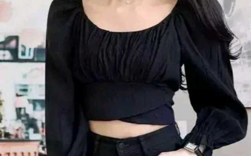 Chic Black Long Sleeve Top