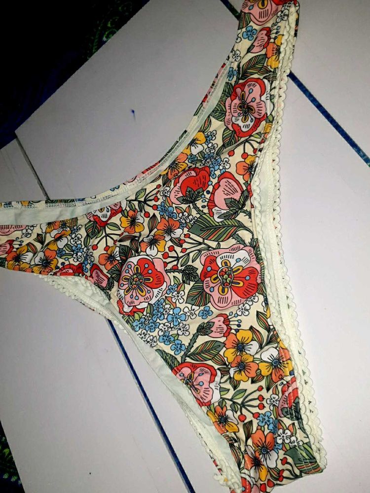 Floral Lace Trim Thong 40-42 size