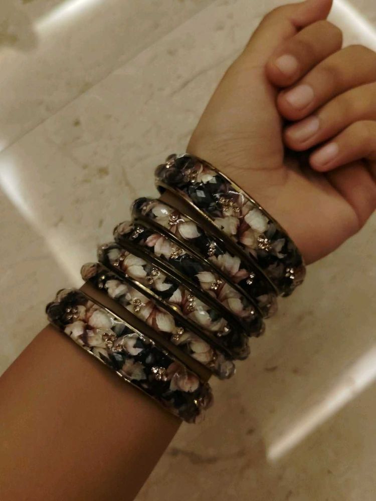 Floral Bangle Set with Rhinestones