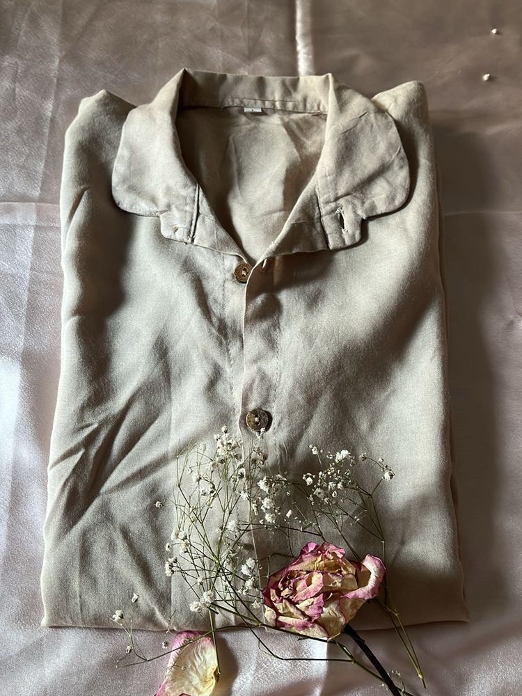 Like New Beige Color Shirt🎗️❤️