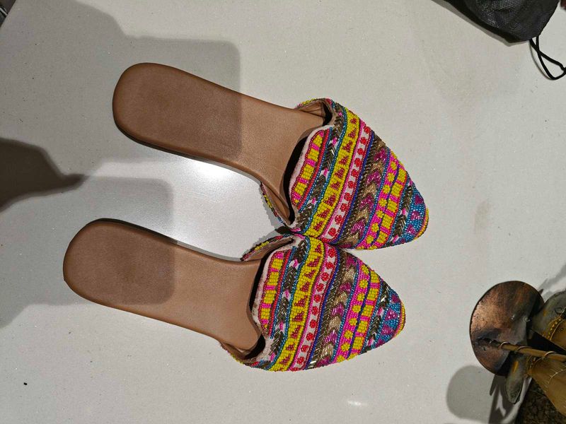 Embellished Flat Sandals