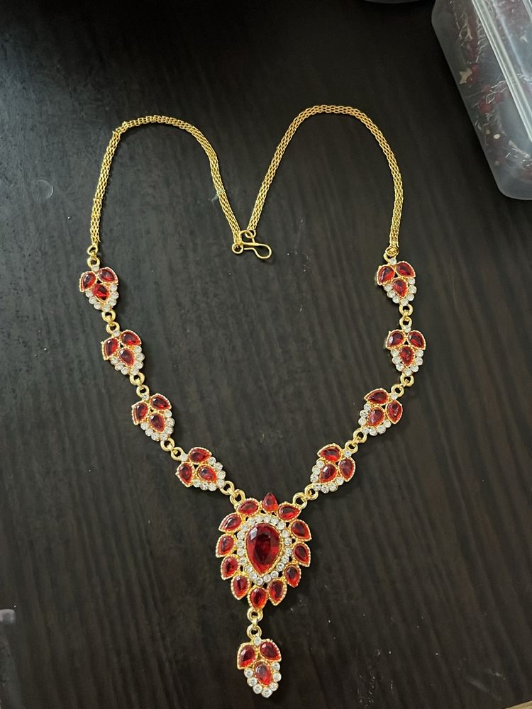 Women Red Stone Gold Neckalce