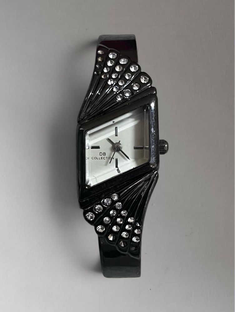 Elegant Rhinestone Bangle Watch