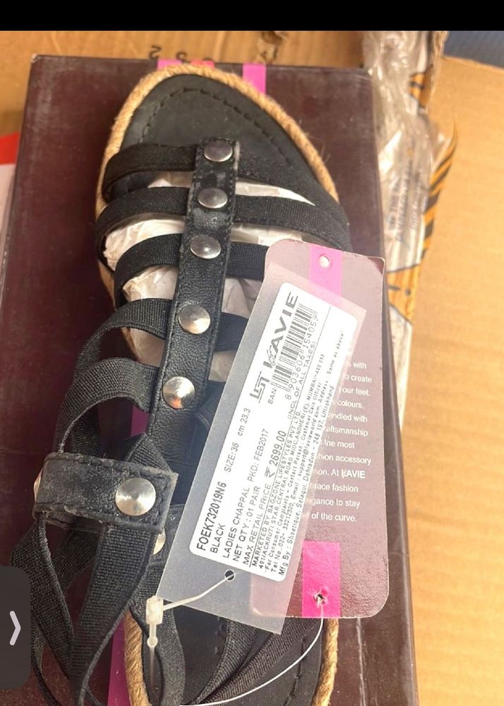 Lavie Black Sandal Unused With Tag