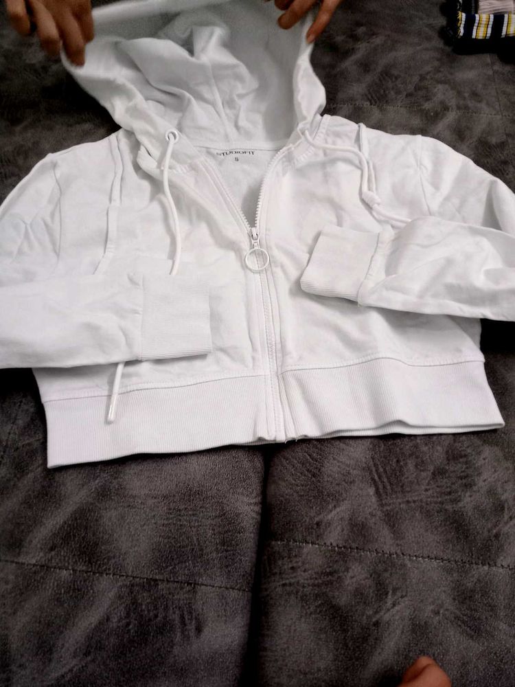 White Cropped Zip-Up Hoodie