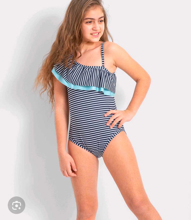 Very Beautiful And Cute Swimsuit