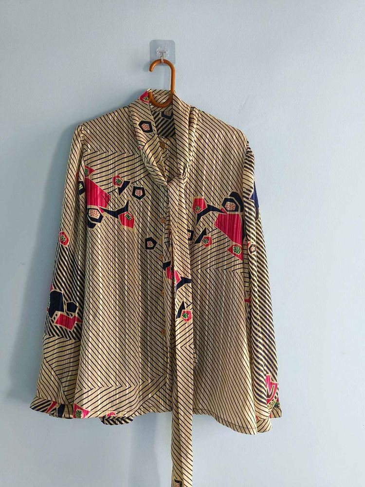 Vintage Geometric Print Blouse