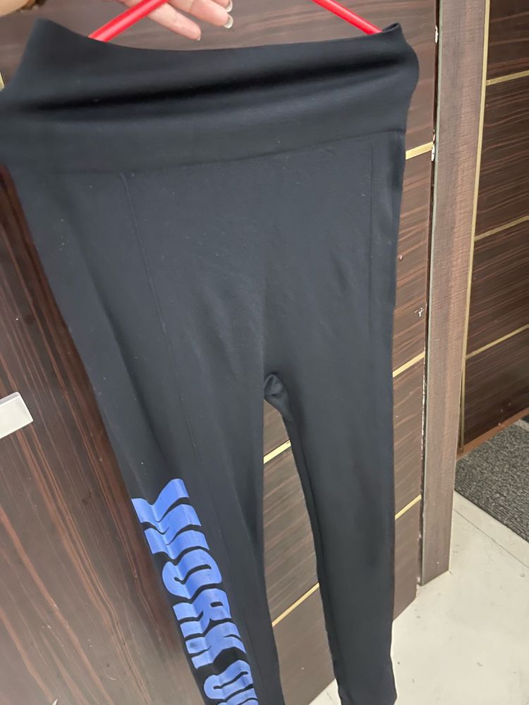 Stylish Black Activewear Leggings