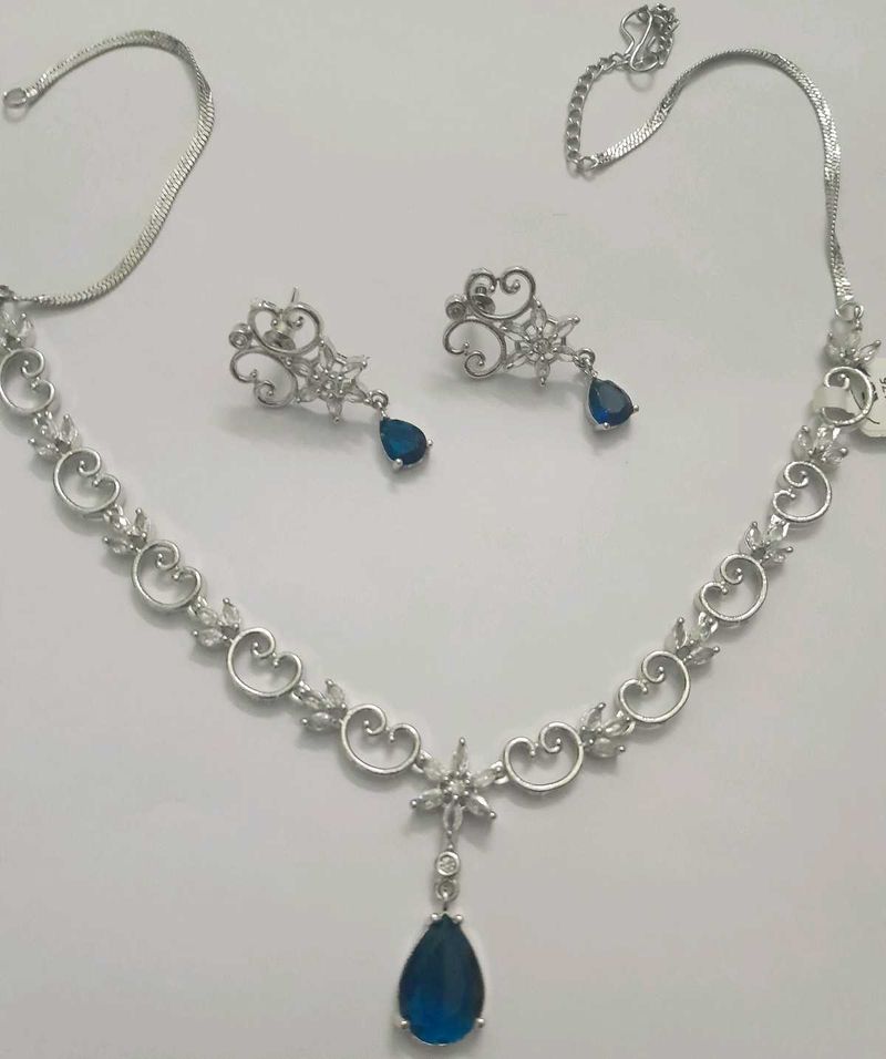 Elegant Blue Stone Necklace &amp; Earring Set