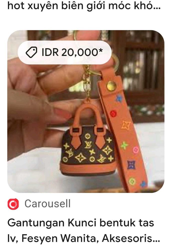 Louis Vuitton Medium Bag Charm