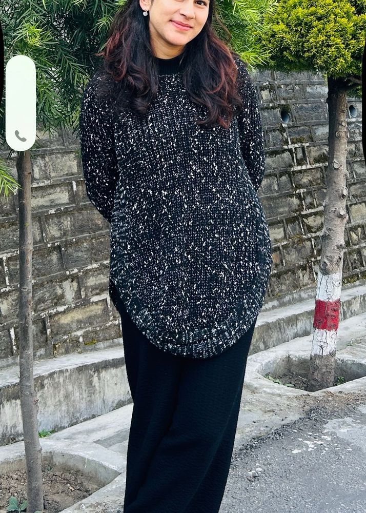 Cozy Black &amp; White Knit oversized Sweater