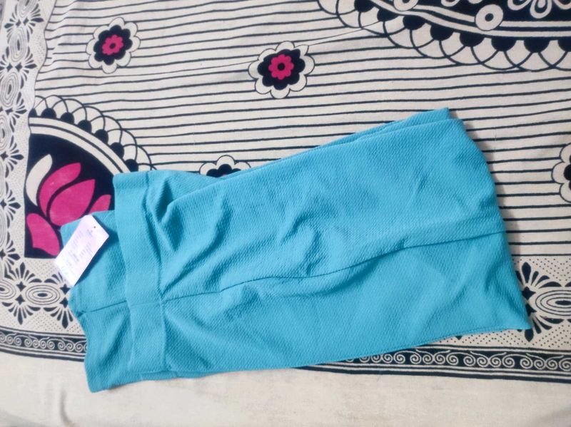 New Blue Textured Leggings