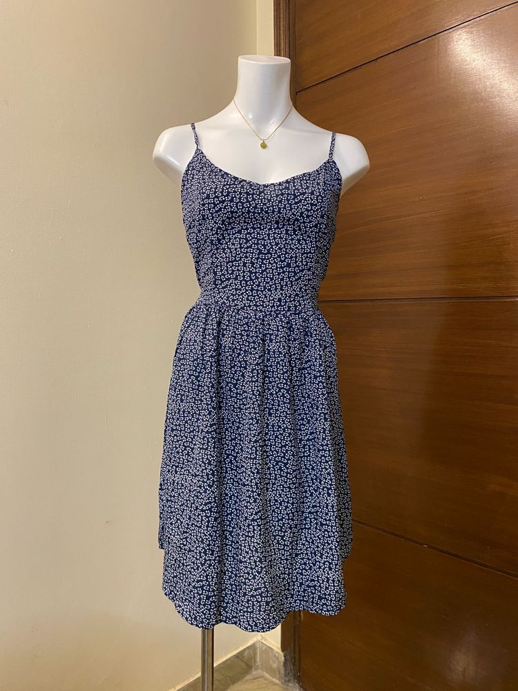 Navy Ditsy Strap Mini Dress 🫐