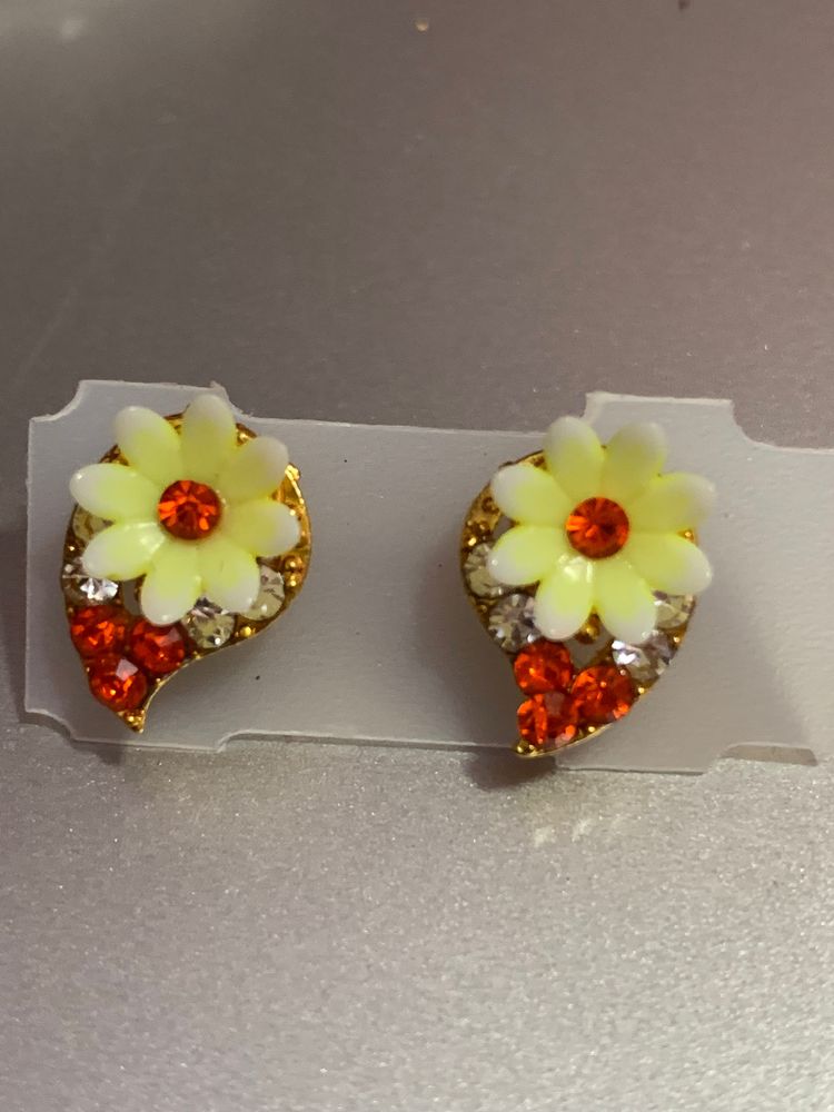 SET OF 5 EARRING STUD