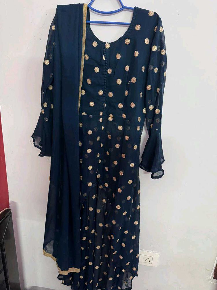 Elegant Navy Blue Kurta Set naira style