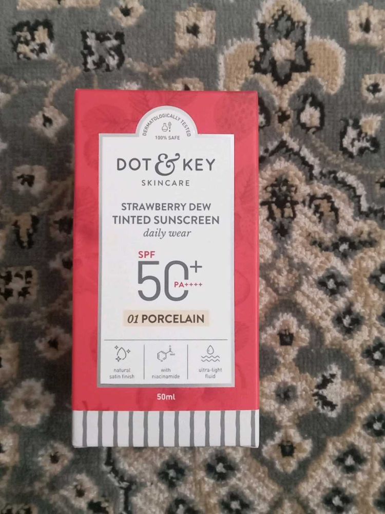 Dot &amp; Key Strawberry Dew Tinted Sunscreen
