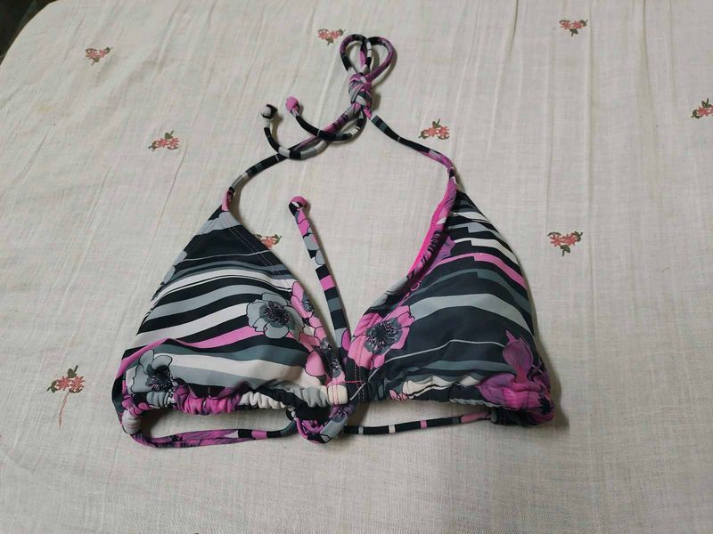 Stylish Floral Print Bikini Top
