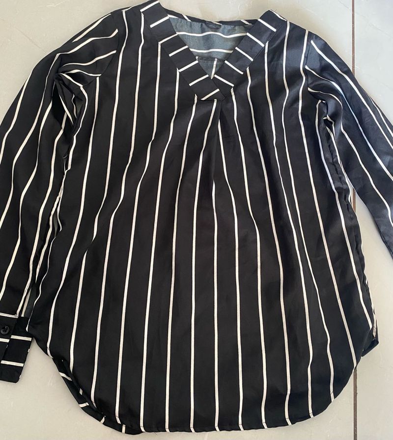 Black &amp; White Striped V-Neck Tunic