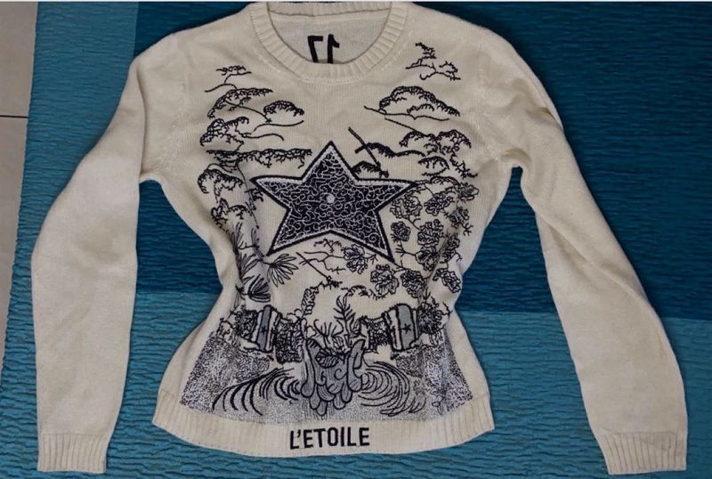 ❗️CUTEST no.17 jersey sweater / pull over ❗️