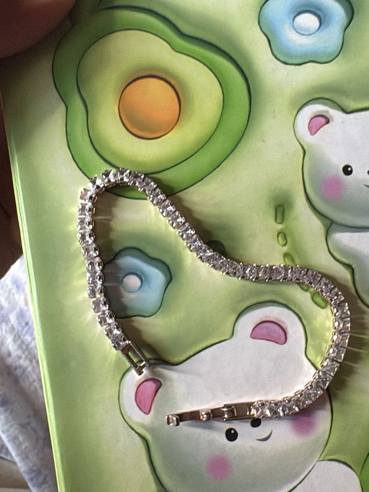 tennis bracelet