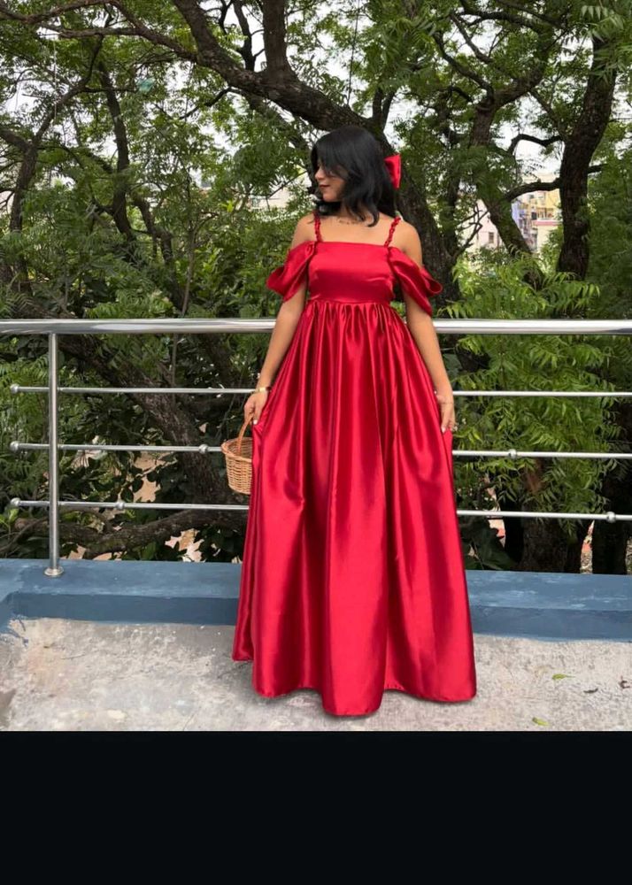 Red Off-Shoulder Satin Gown 🆕
