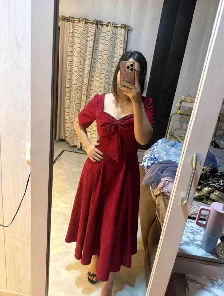 Free delivery 🚚 Chic Red Bow Front Midi Dress