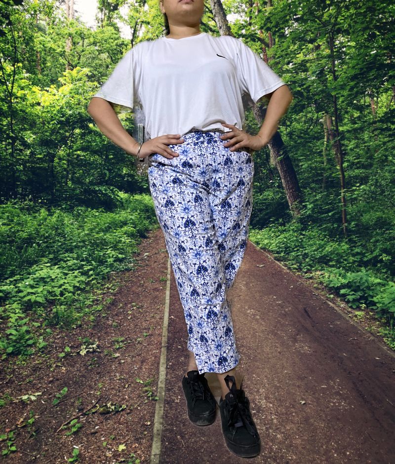 It Is A Cotton Stretch Trousers . Blue Motives With White Base. It Is Slightly Stretchable. Comfortable Fit. Grab It Fast !