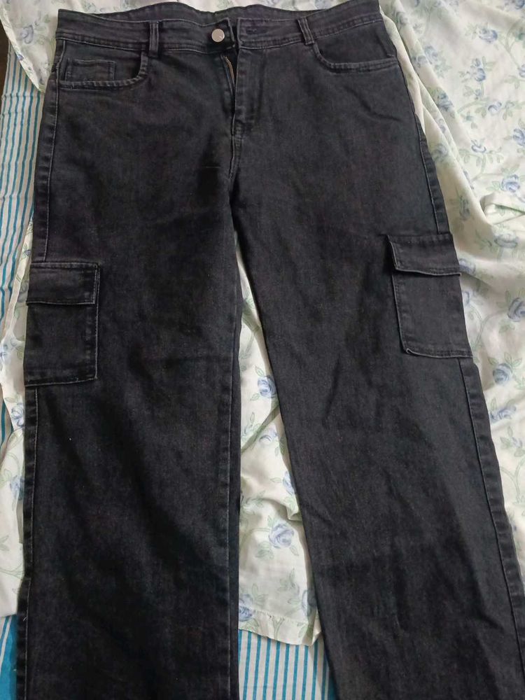 Stylish Black Cargo Jeans