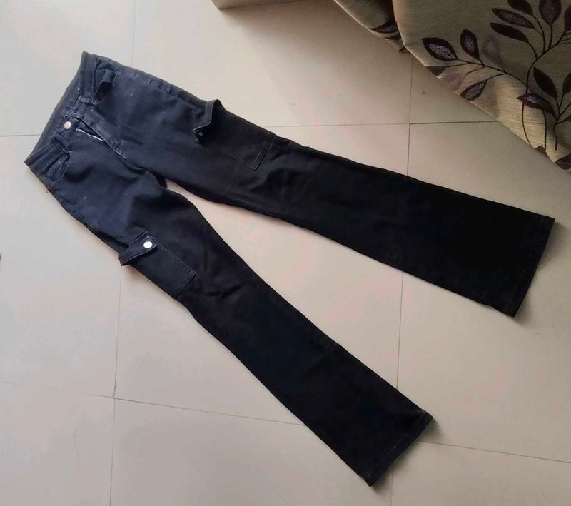 Black Cargo Jeans