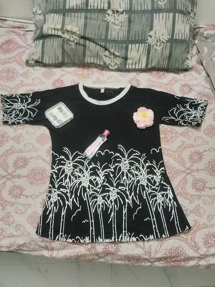 Stylish Black Top with free products