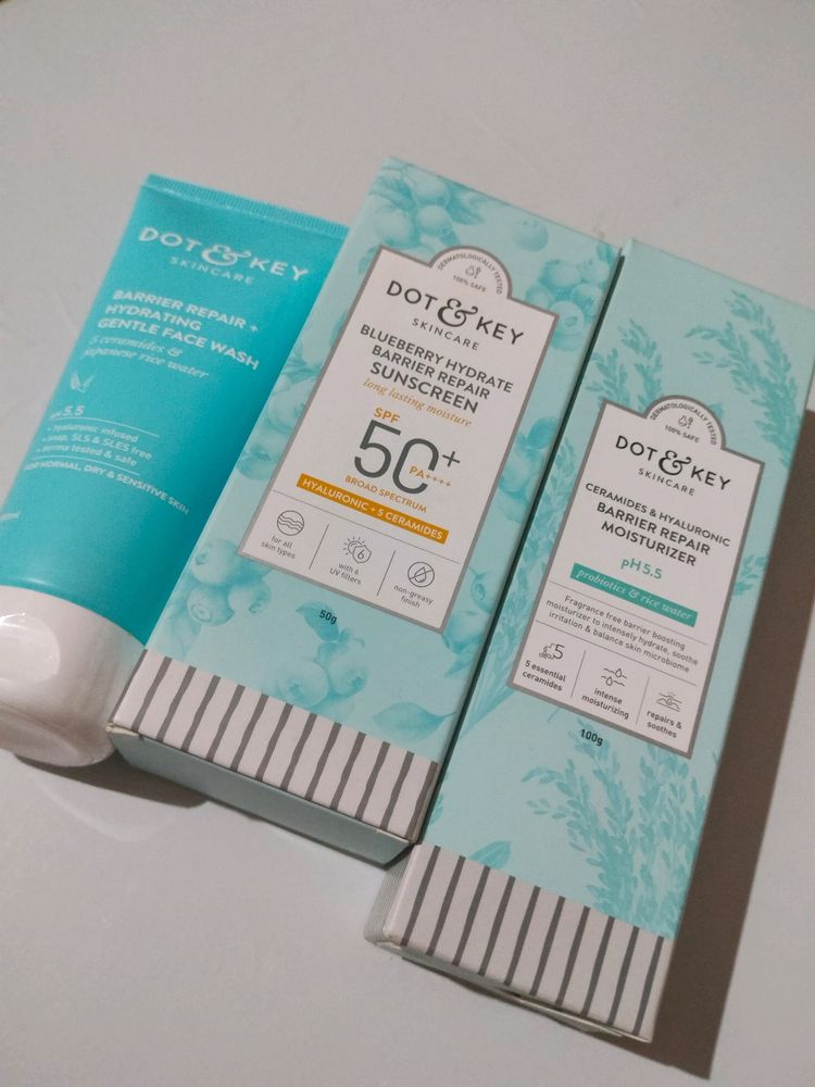 Dot &amp; Key Barrier Repair Skincare Combo 🩵