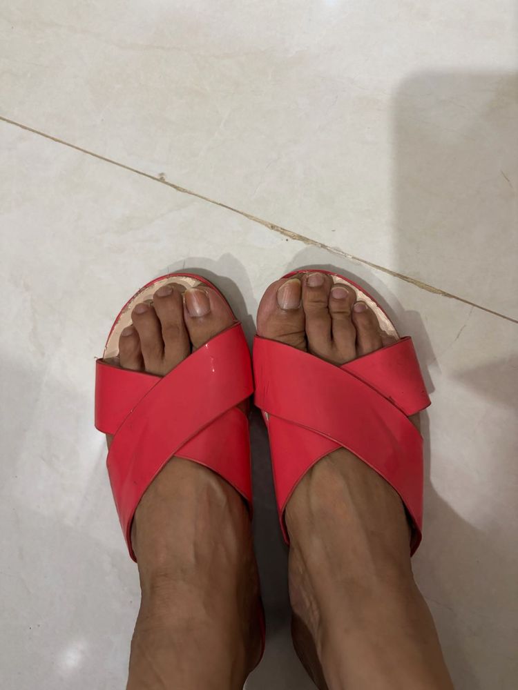 Stylish Coral Flat Sandals