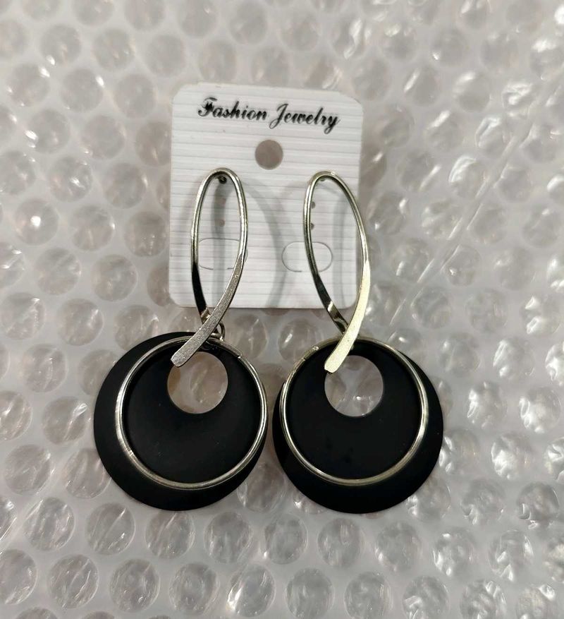 Stylish Black &amp; Silver Hoop Earrings