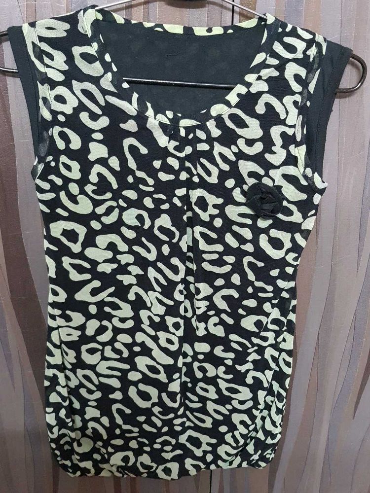 Stylish Leopard Print Sleeveless Top