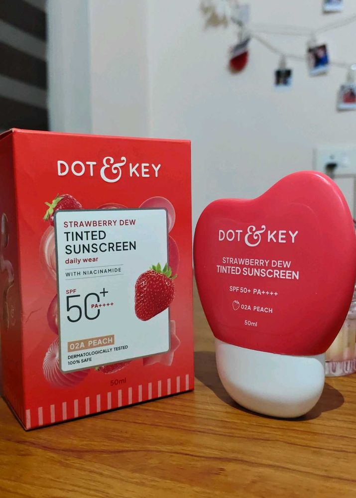 Dot &amp; Key Strawberry Dew Tinted Sunscreen