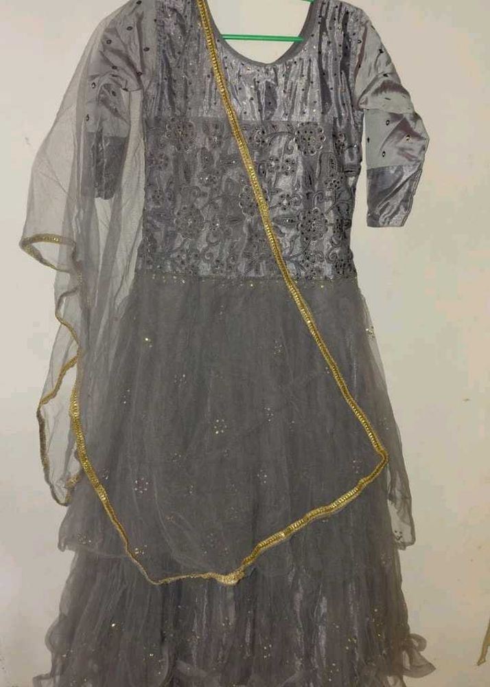 Stunning Grey maxi gown with Dupatta