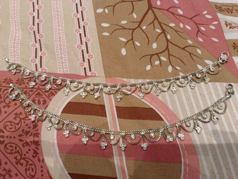 Elegant Silver Anklets with Stones