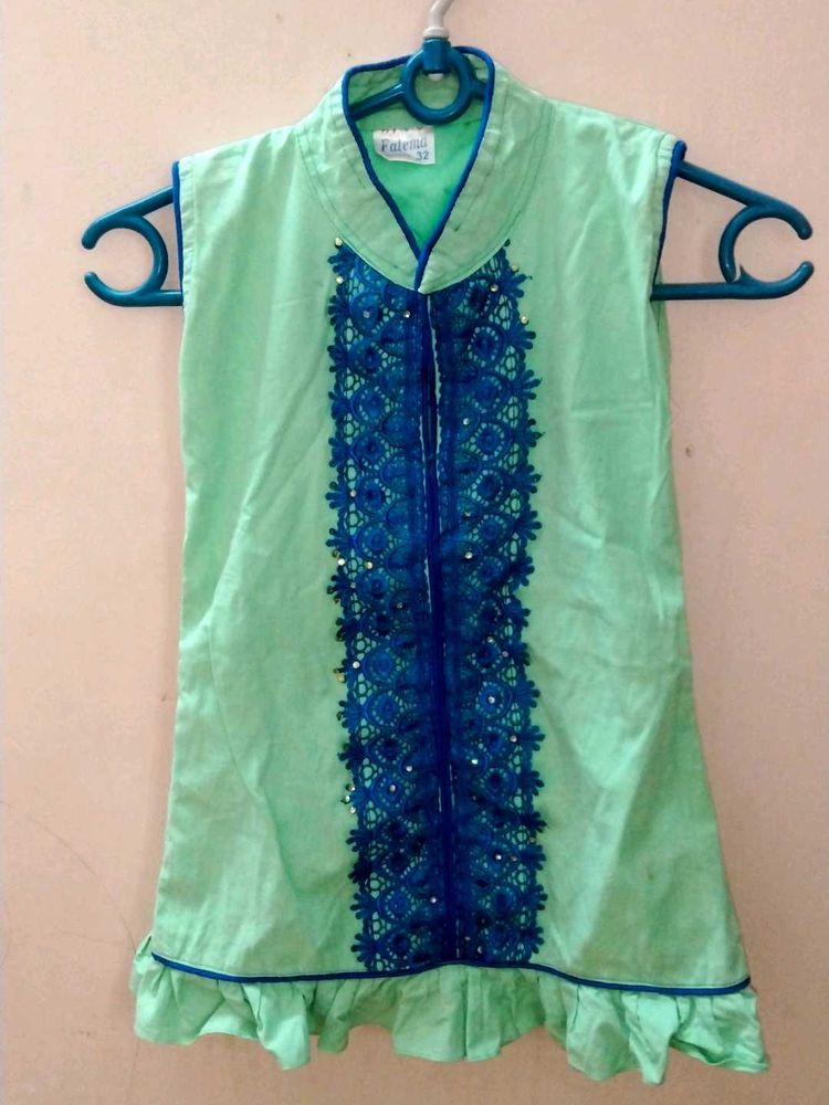 Light Green Kurta with Blue Embroidery