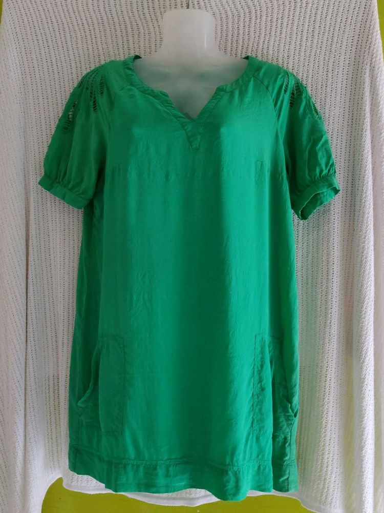 Green Pocket Tunic Dress