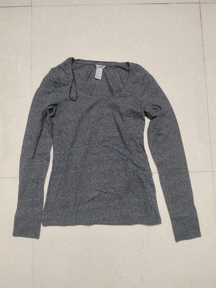 H&amp;M T Shirt For Girls Small Size