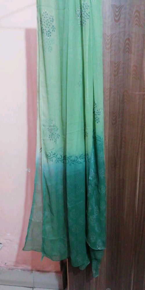 Green printed dupatta